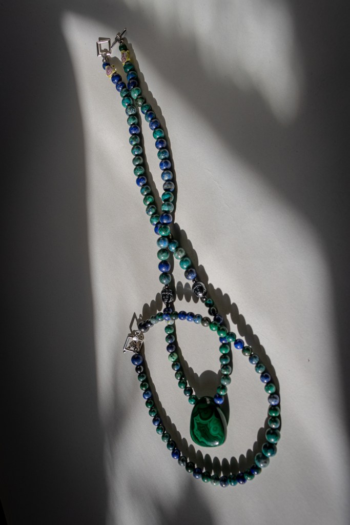 Collares de poder hechos a mano con piedras auténticas, diseño personalizado y ritual previo – In Lak’ech